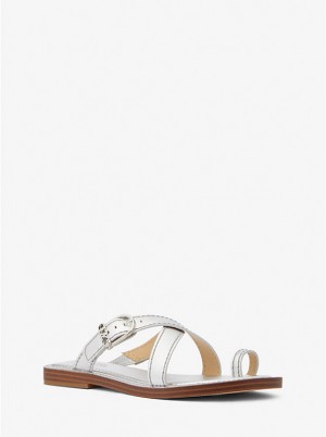 Michael Kors Ashton Metallic Leather Flat Naisten Sandaalit Hopea | FIDFD1776